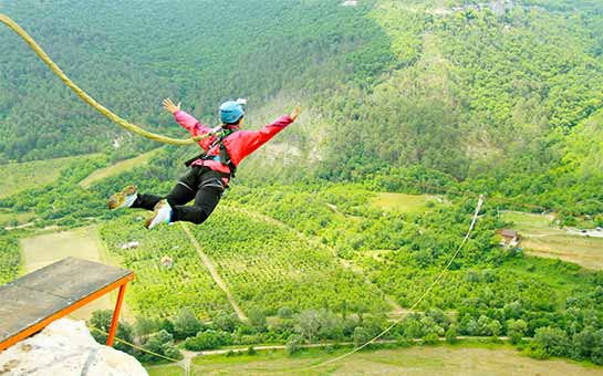 Seguro de viaje para Puenting